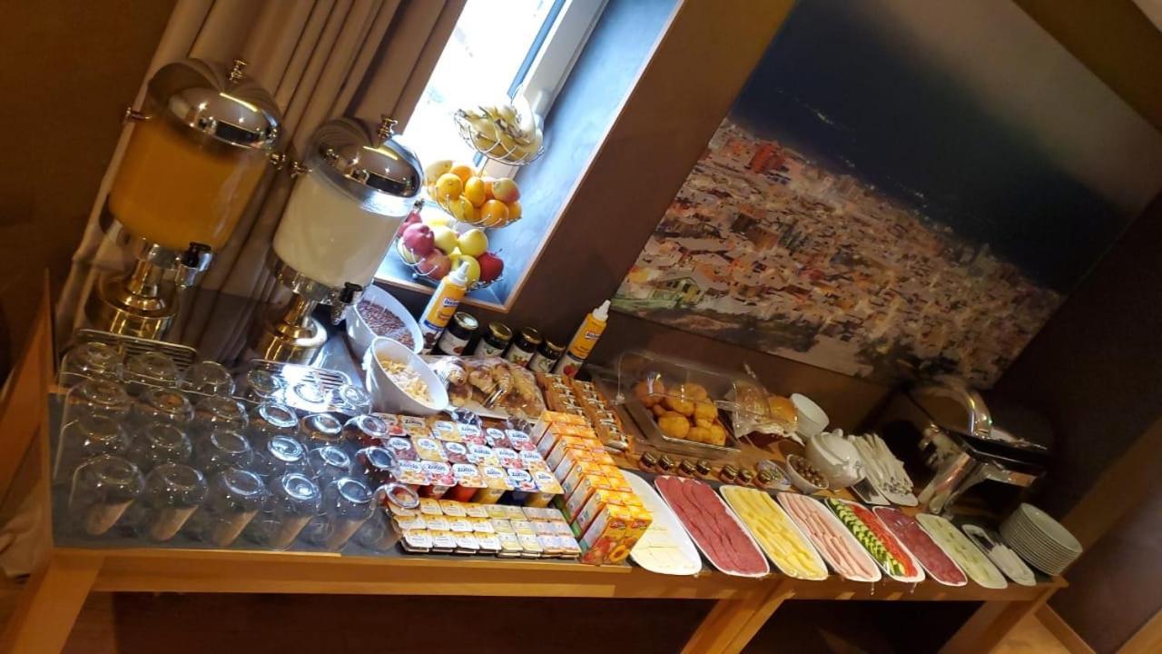 Richmond Hotel Корча Екстер'єр фото