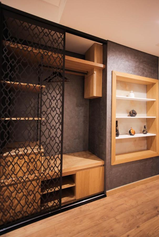 Richmond Hotel Корча Екстер'єр фото