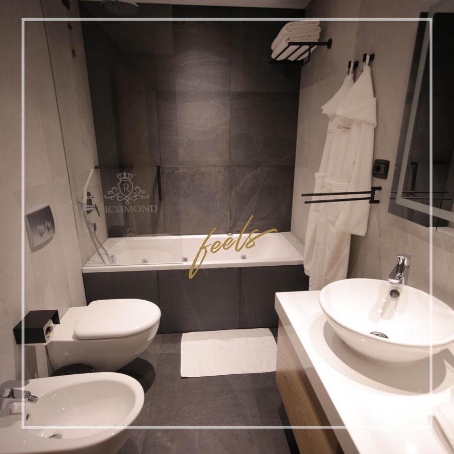 Richmond Hotel Корча Екстер'єр фото